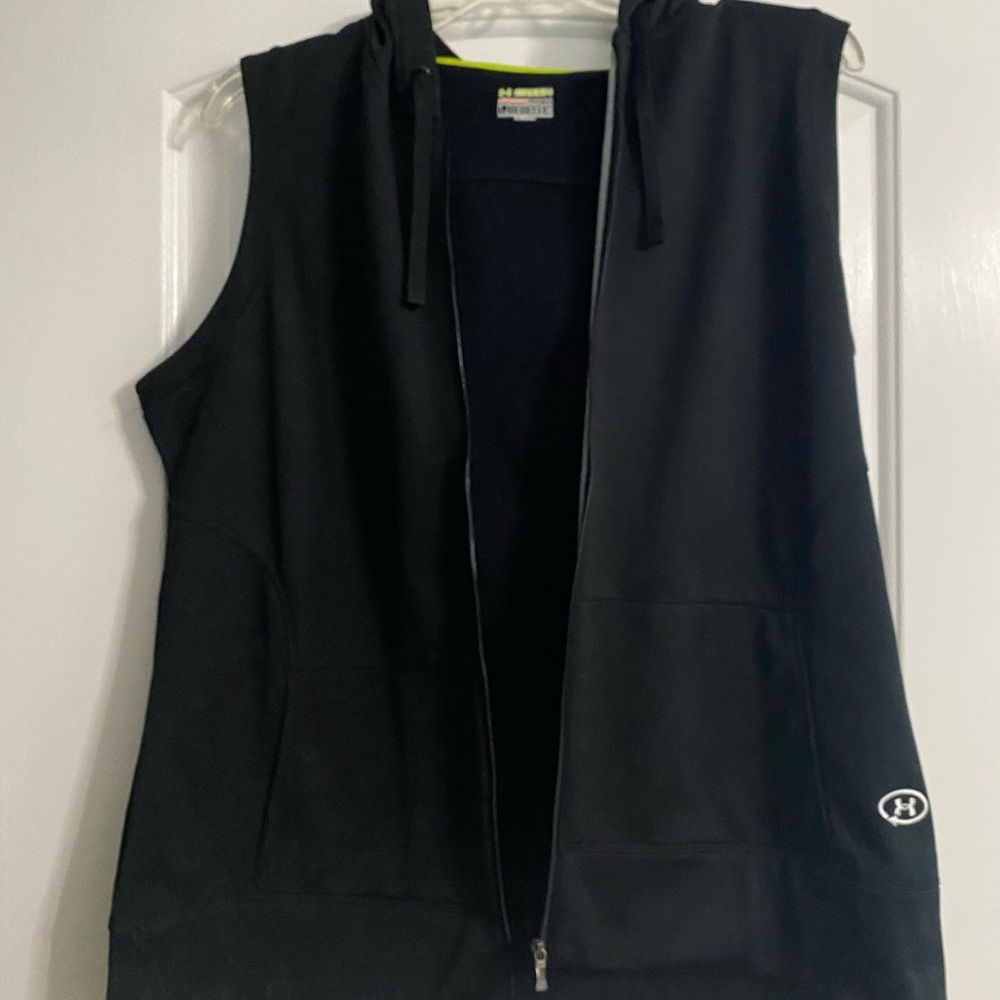 Under Armour Loose Black Vest Hoodie Full Zip Green Collection all season gear L
